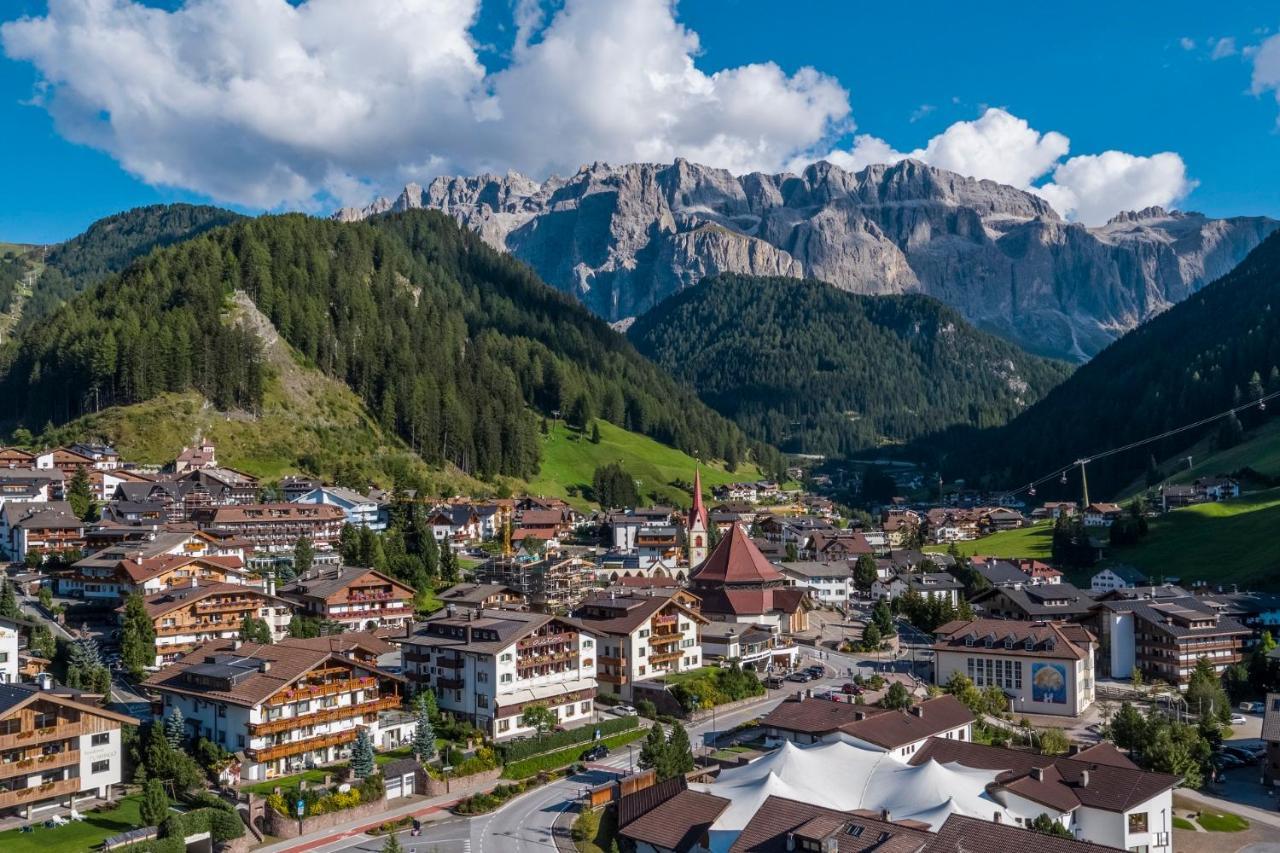 Astor Suites B&B Selva di Val Gardena Exterior photo
